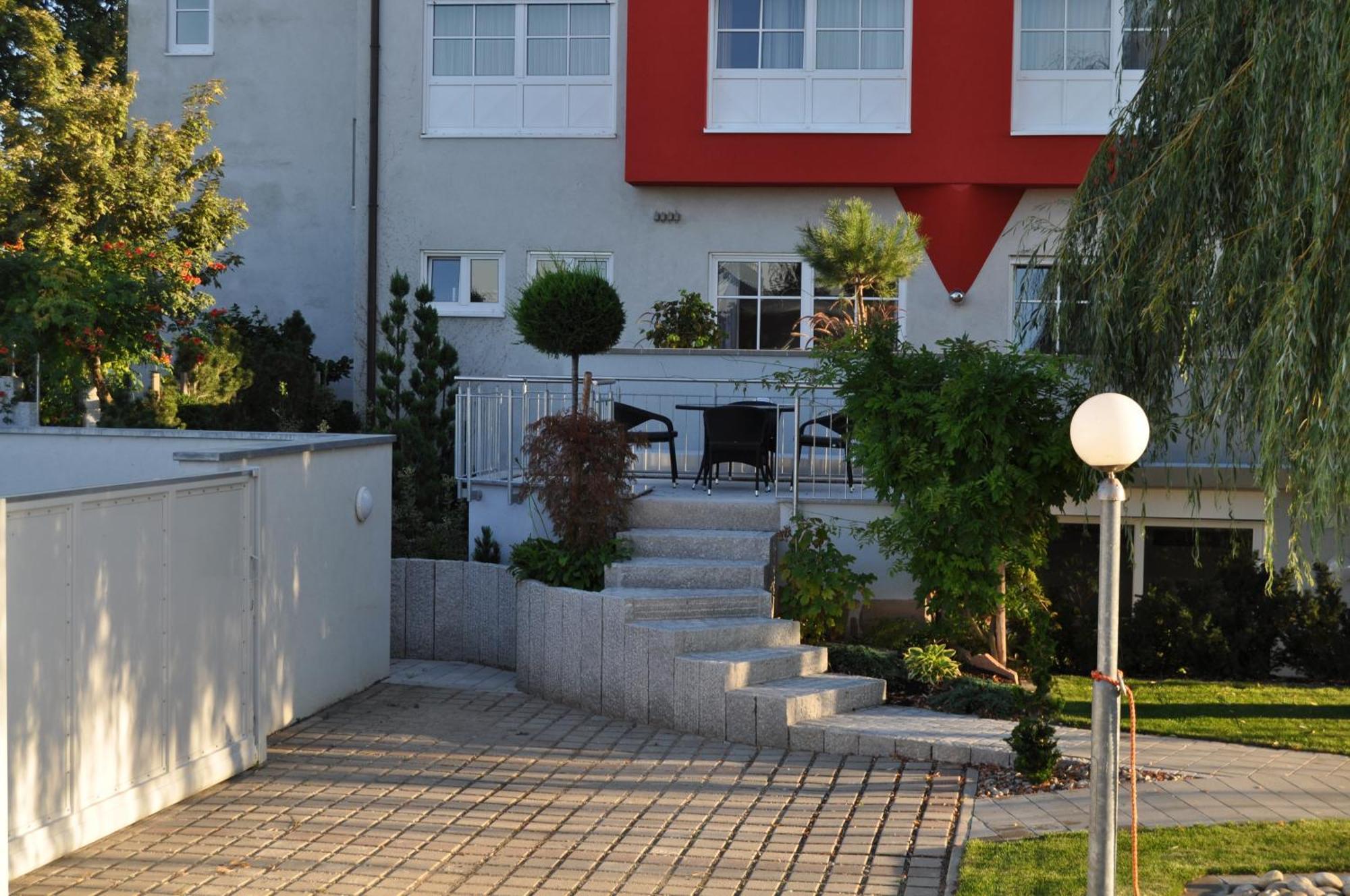 Kirchers Park & Wellnesshotel Kaiserstuhl Garni Endingen am Kaiserstuhl Exteriör bild